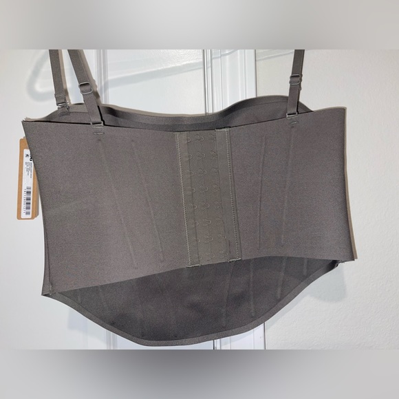 New Skims Bonded corset group crop corset - Picture 5 of 7